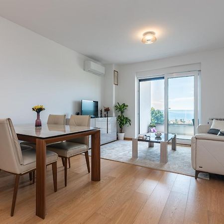 Apartment With Balcony Ocean Paradise Kastav Eksteriør billede