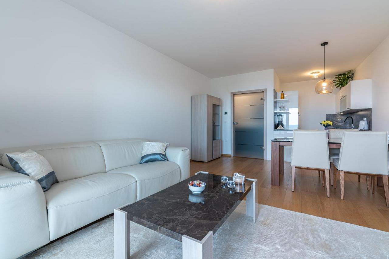 Apartment With Balcony Ocean Paradise Kastav Eksteriør billede